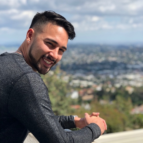 Meet your Posher, Tyler - Picture 1 of 1